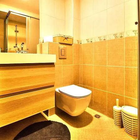 Travellino Serviced Apartment Burgas
