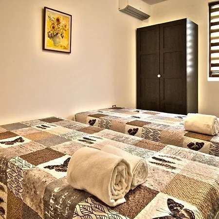 Travellino Serviced Apartment