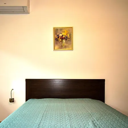 Travellino Serviced * Burgas
